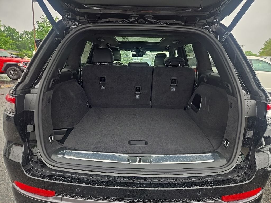 2026 Jeep Grand Cherokee Summit