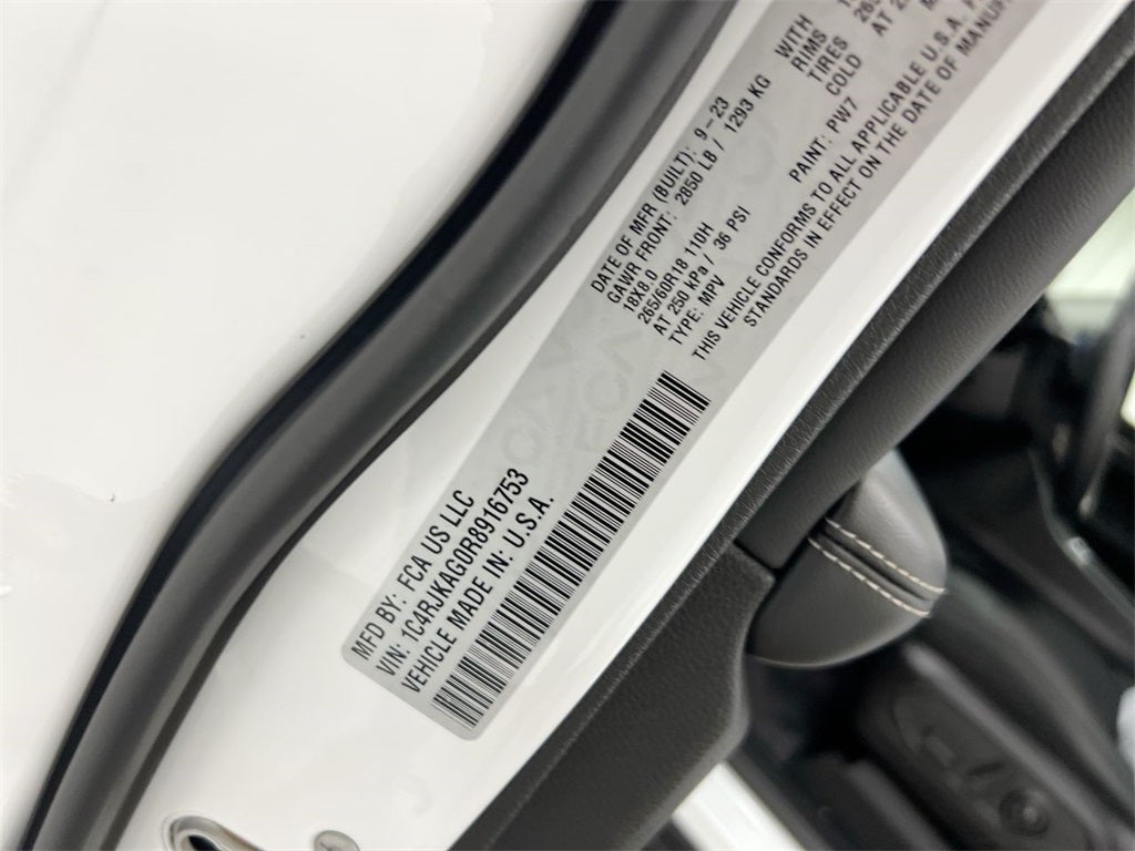 2024 Jeep Grand Cherokee L Laredo