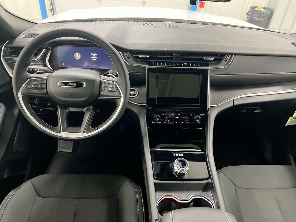 2026 Jeep Grand Cherokee L Laredo