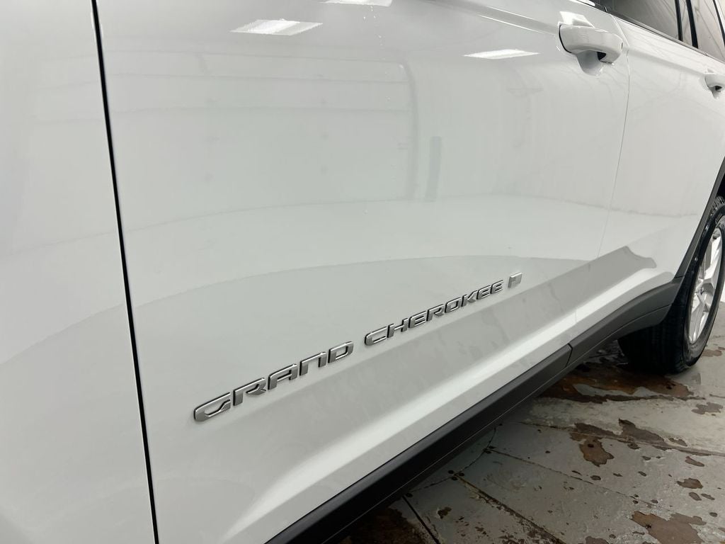 2026 Jeep Grand Cherokee L Laredo