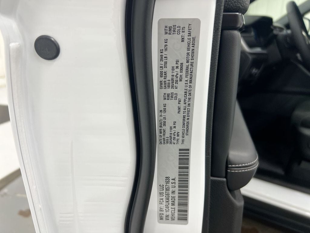 2026 Jeep Grand Cherokee L Laredo