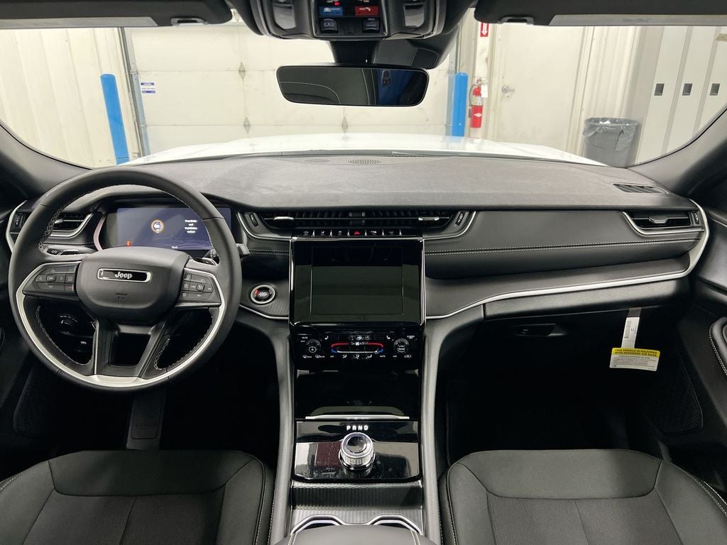 2026 Jeep Grand Cherokee L Laredo