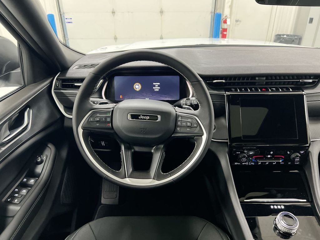 2026 Jeep Grand Cherokee L Laredo