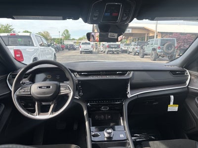 2026 Jeep Grand Cherokee L Laredo