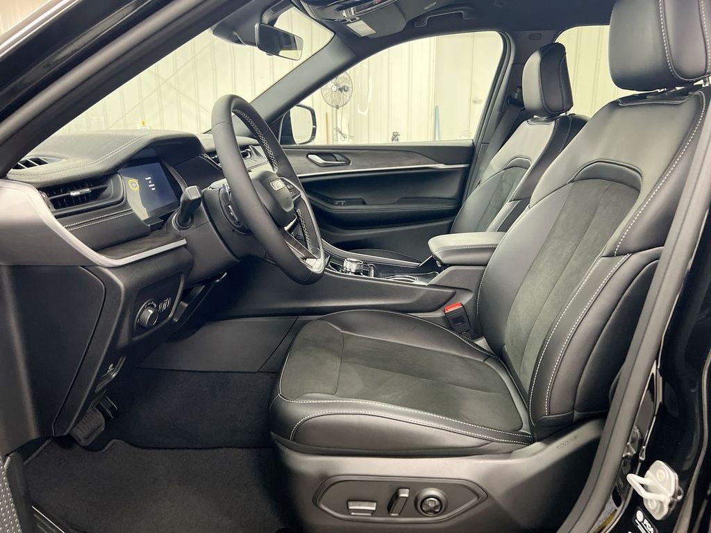 2026 Jeep Grand Cherokee L Altitude