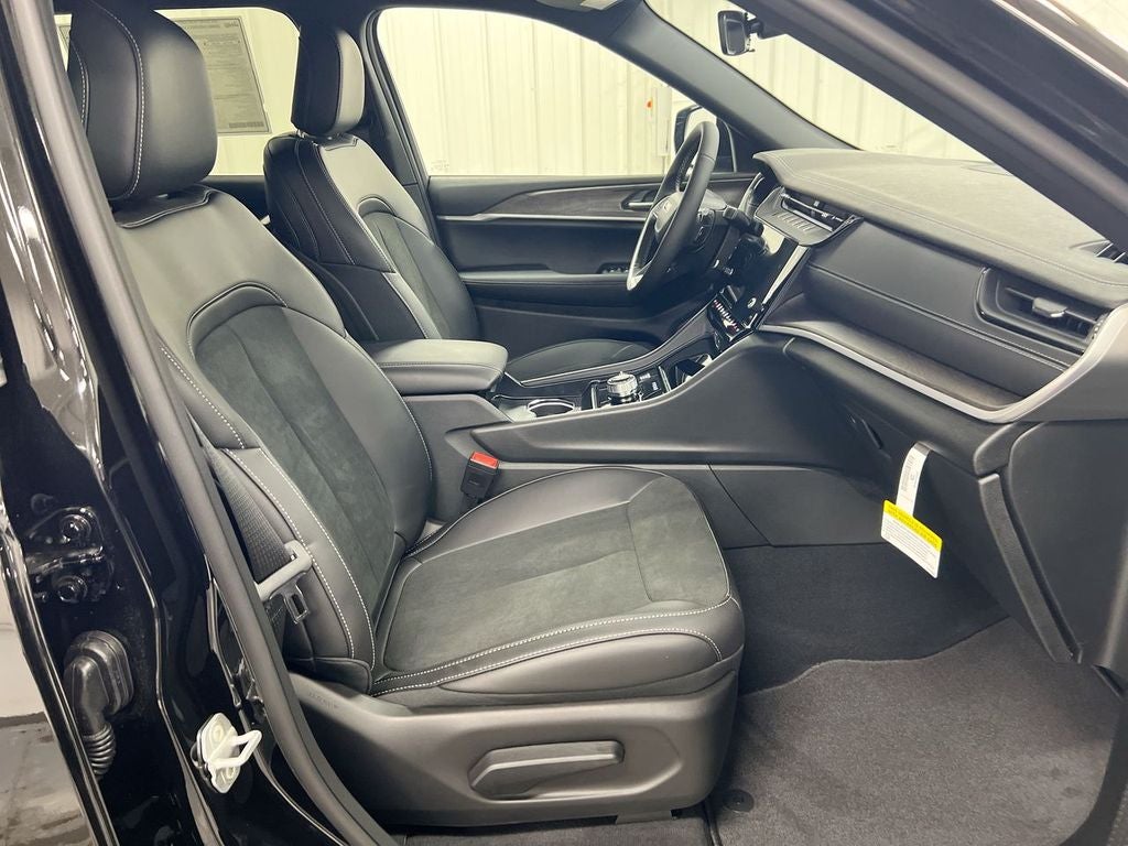 2026 Jeep Grand Cherokee L Altitude