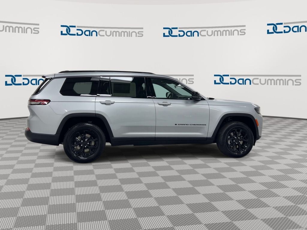2026 Jeep Grand Cherokee L Laredo