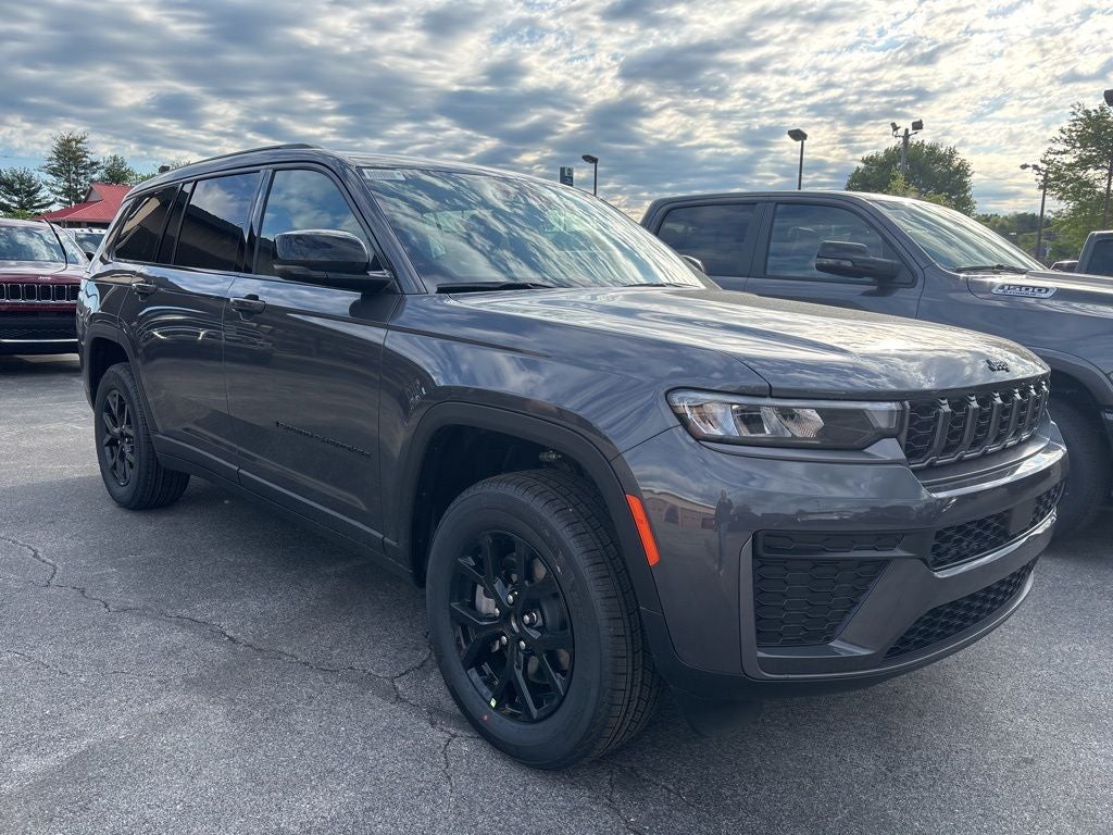 2026 Jeep Grand Cherokee L Laredo