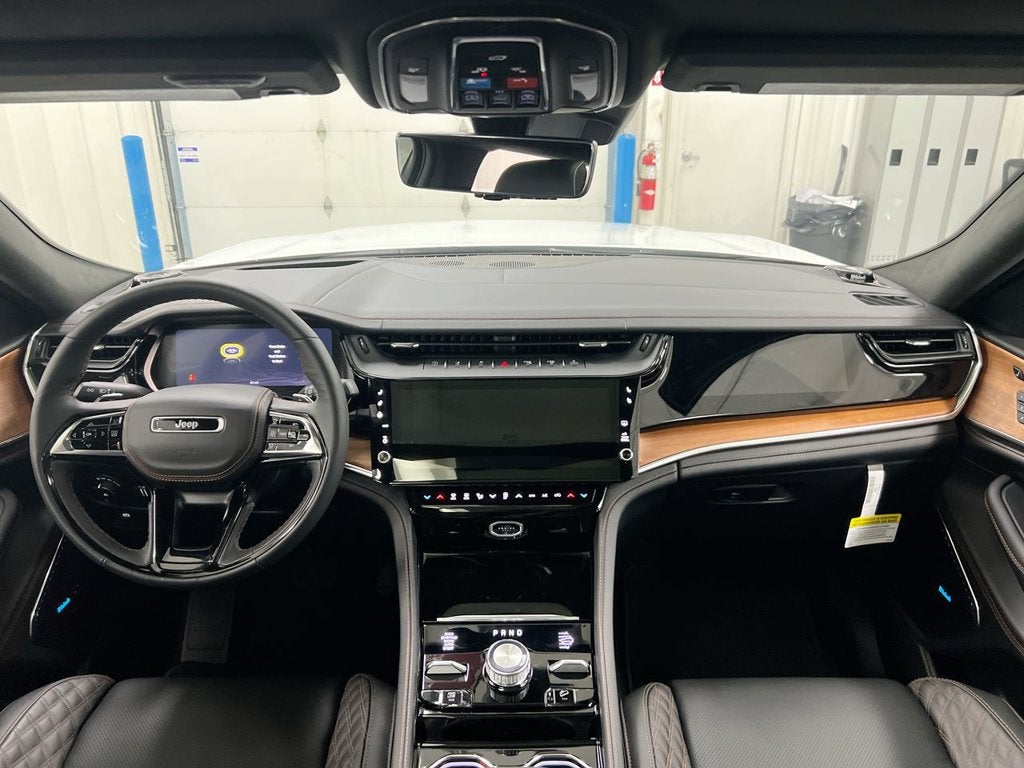 2027 Jeep Grand Cherokee L Summit