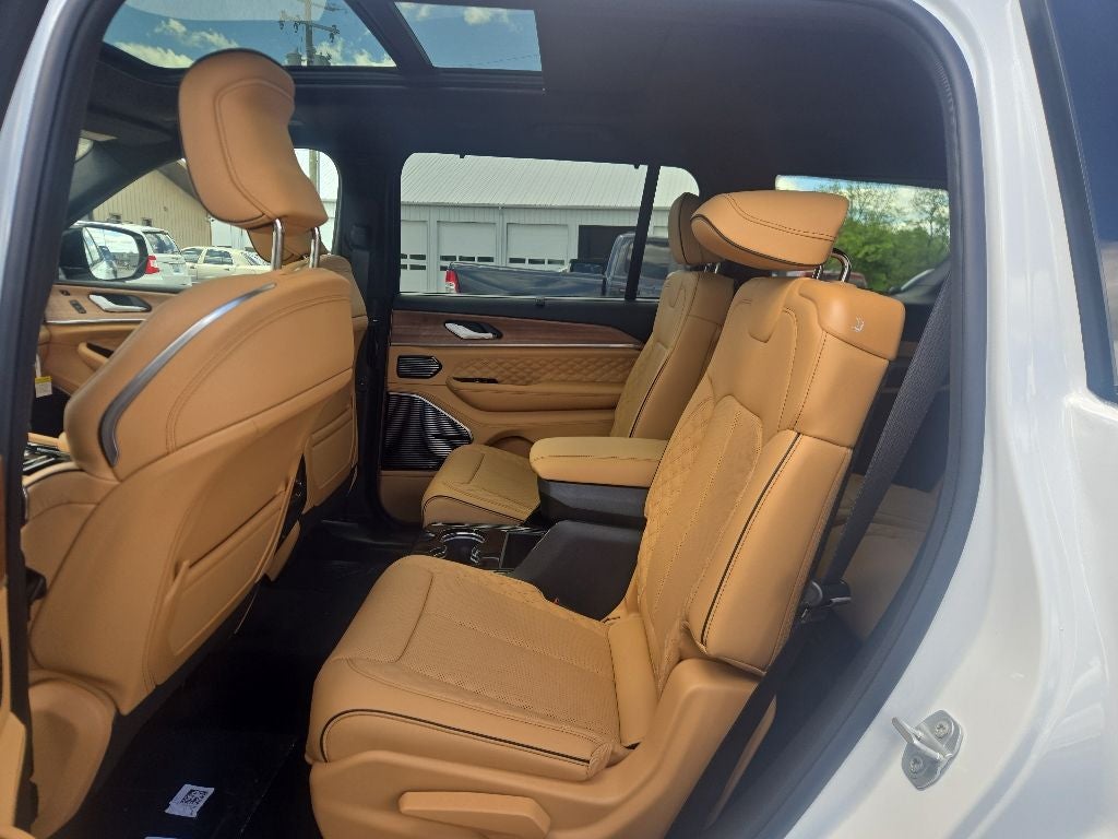 2026 Jeep Grand Cherokee L Summit