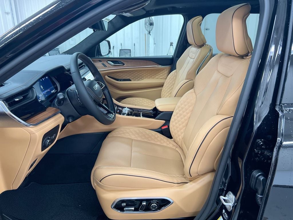 2026 Jeep Grand Cherokee L Summit