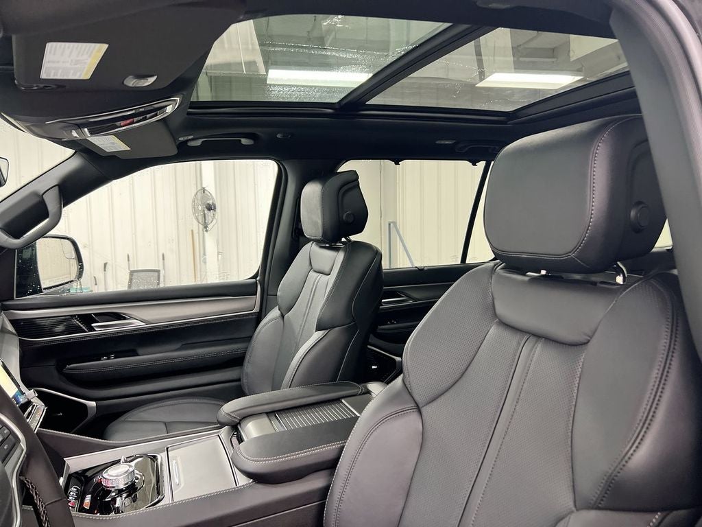 2026 Jeep Grand Wagoneer L Limited Reserve