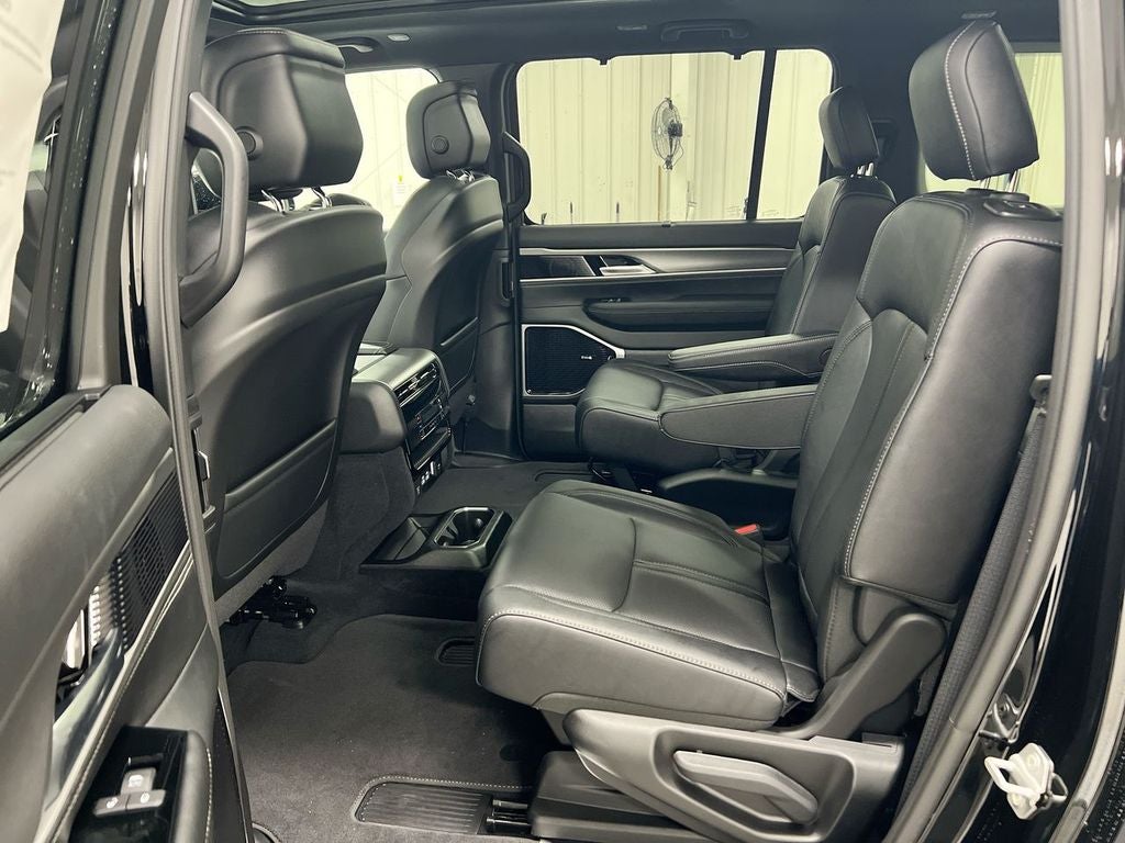 2026 Jeep Grand Wagoneer L Limited Reserve