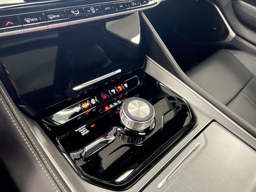 2026 Jeep Grand Wagoneer 4x4