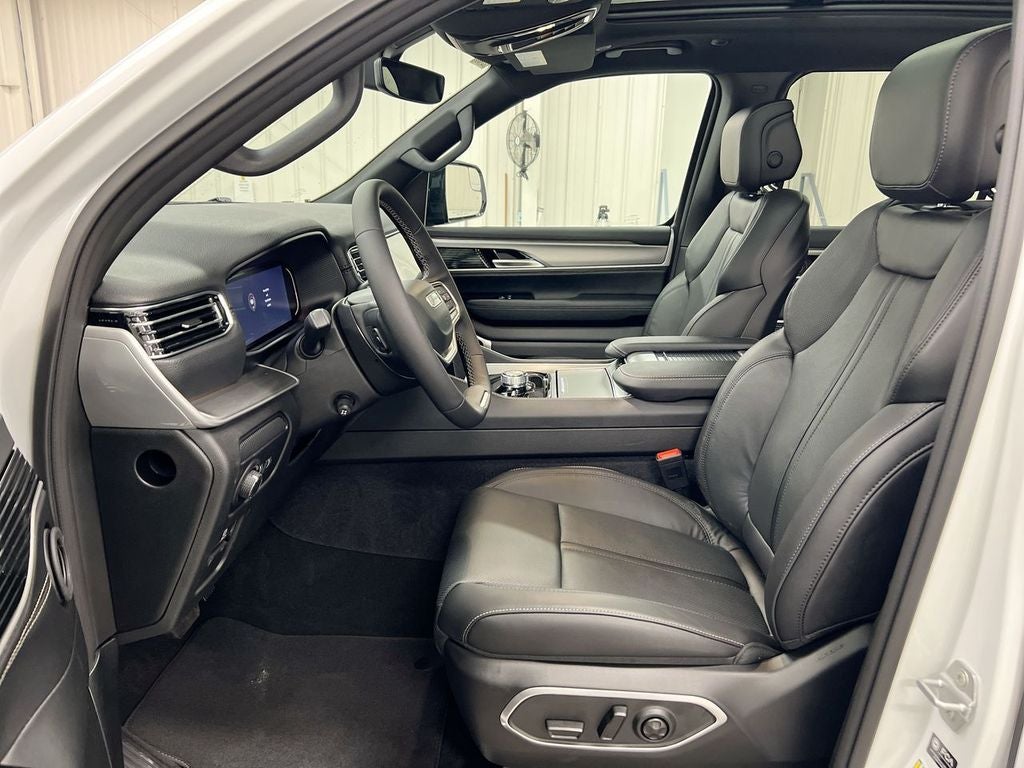 2026 Jeep Grand Wagoneer 4x4