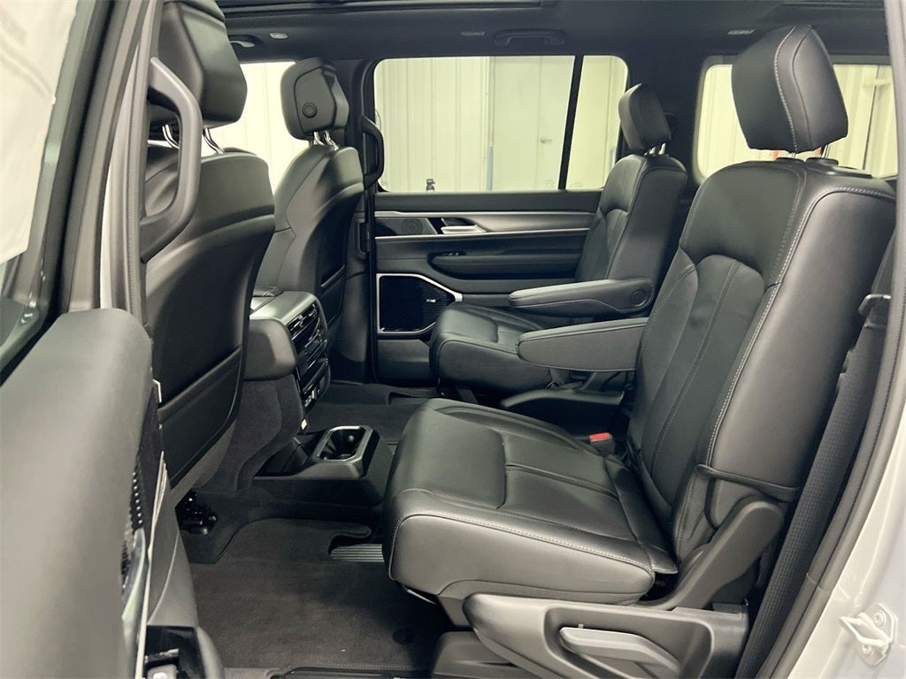 2026 Jeep Grand Wagoneer Limited Altitude