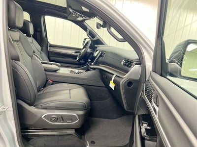 2026 Jeep Grand Wagoneer Limited Altitude
