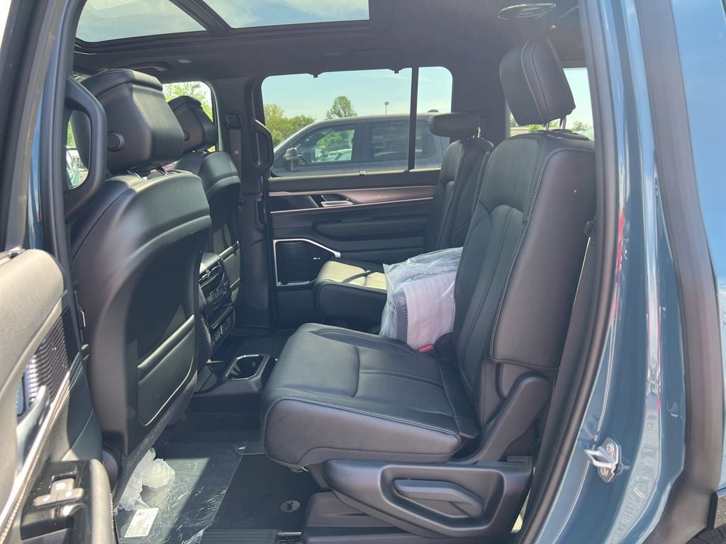 2026 Jeep Grand Wagoneer Limited Reserve