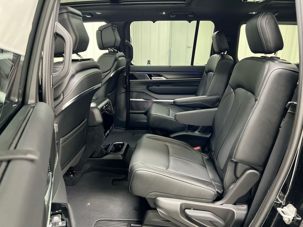 2026 Jeep Grand Wagoneer Summit Obsidian