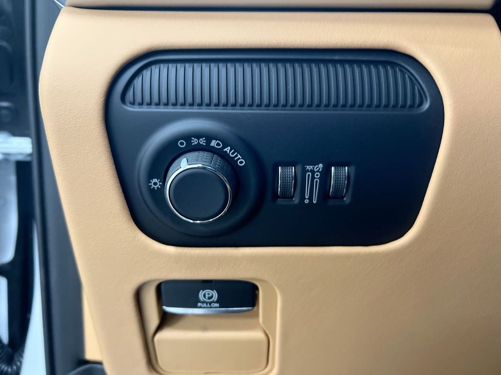 2026 Jeep Grand Wagoneer Summit Reserve