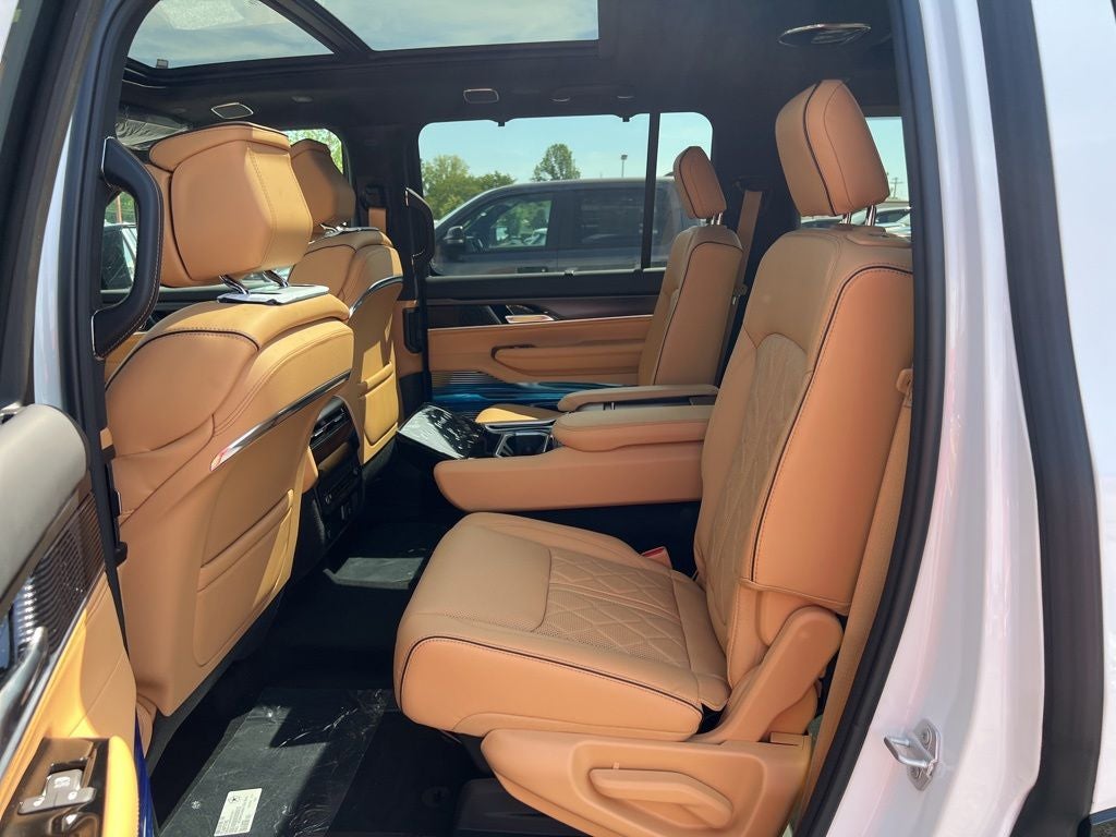 2026 Jeep Grand Wagoneer Summit Reserve