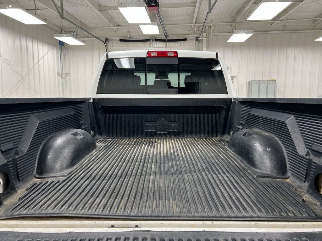 2016 RAM 1500 SLT