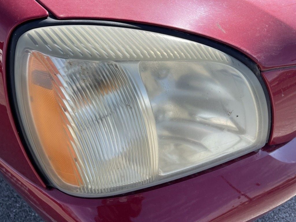 2003 Cadillac DeVille Base