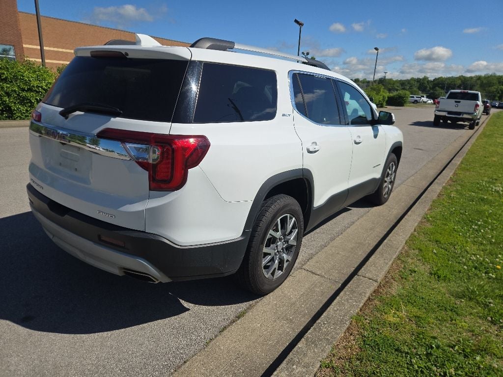 2023 GMC Acadia SLT