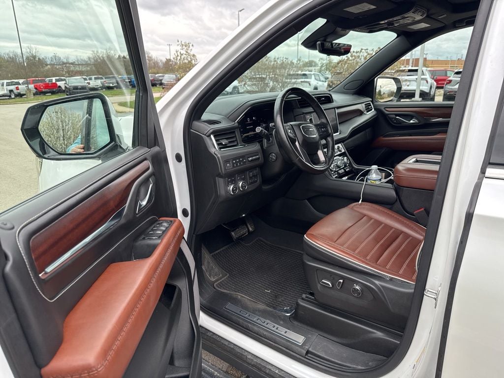 2023 GMC Yukon Denali Ultimate