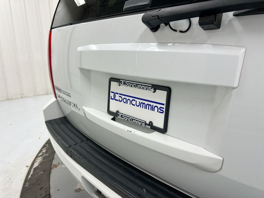 2011 GMC Yukon XL SLE 1500