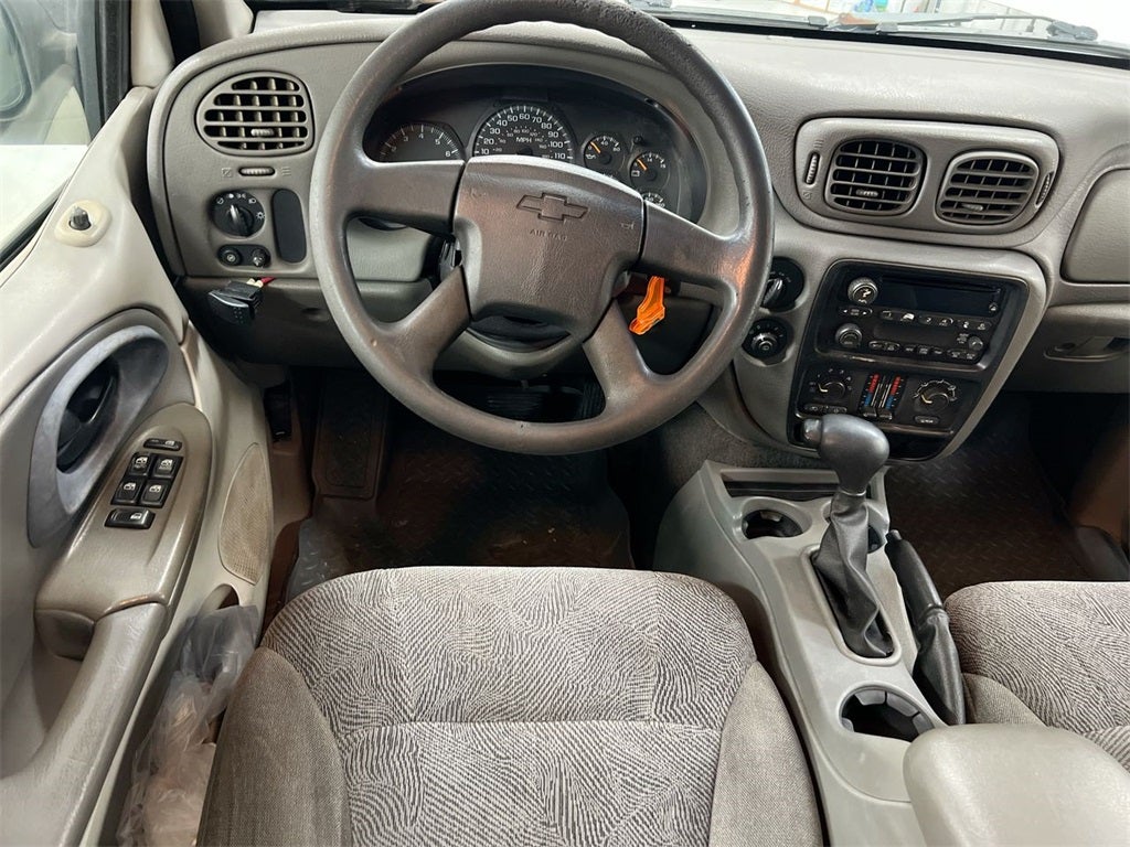 2004 Chevrolet TrailBlazer LS