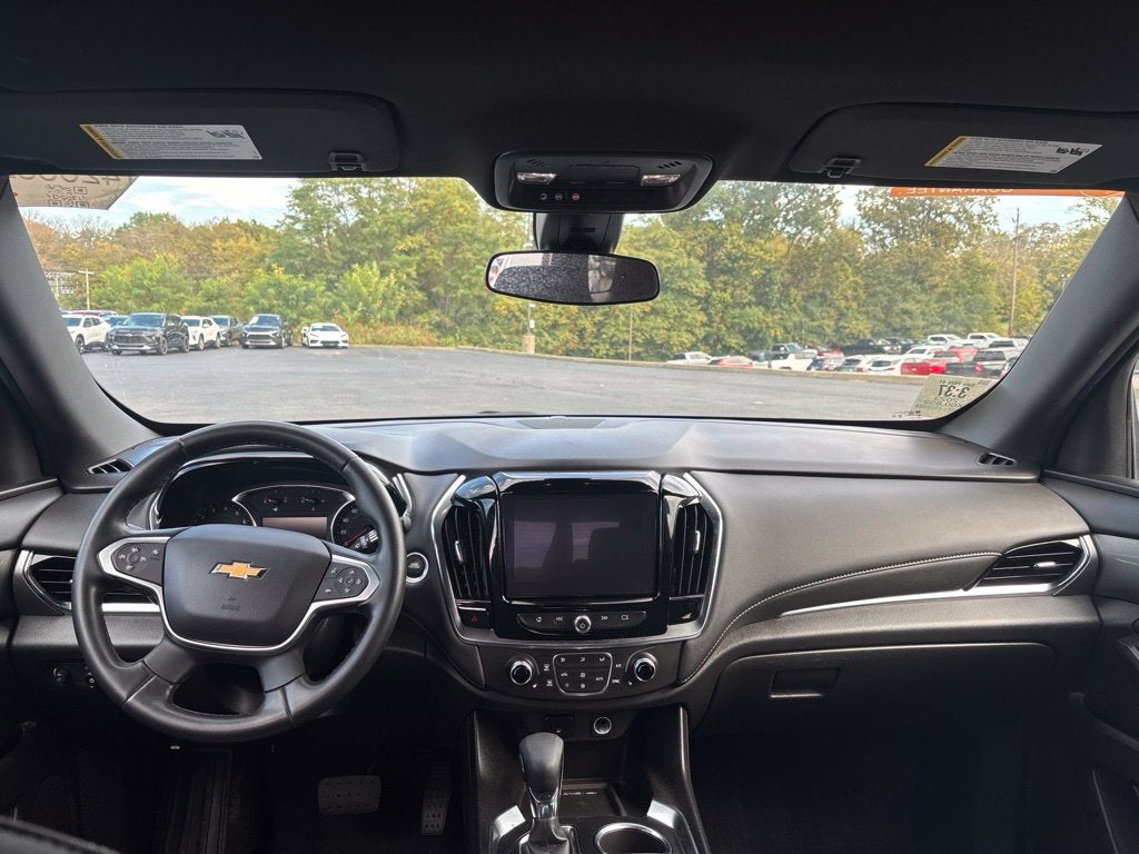 2023 Chevrolet Traverse LT