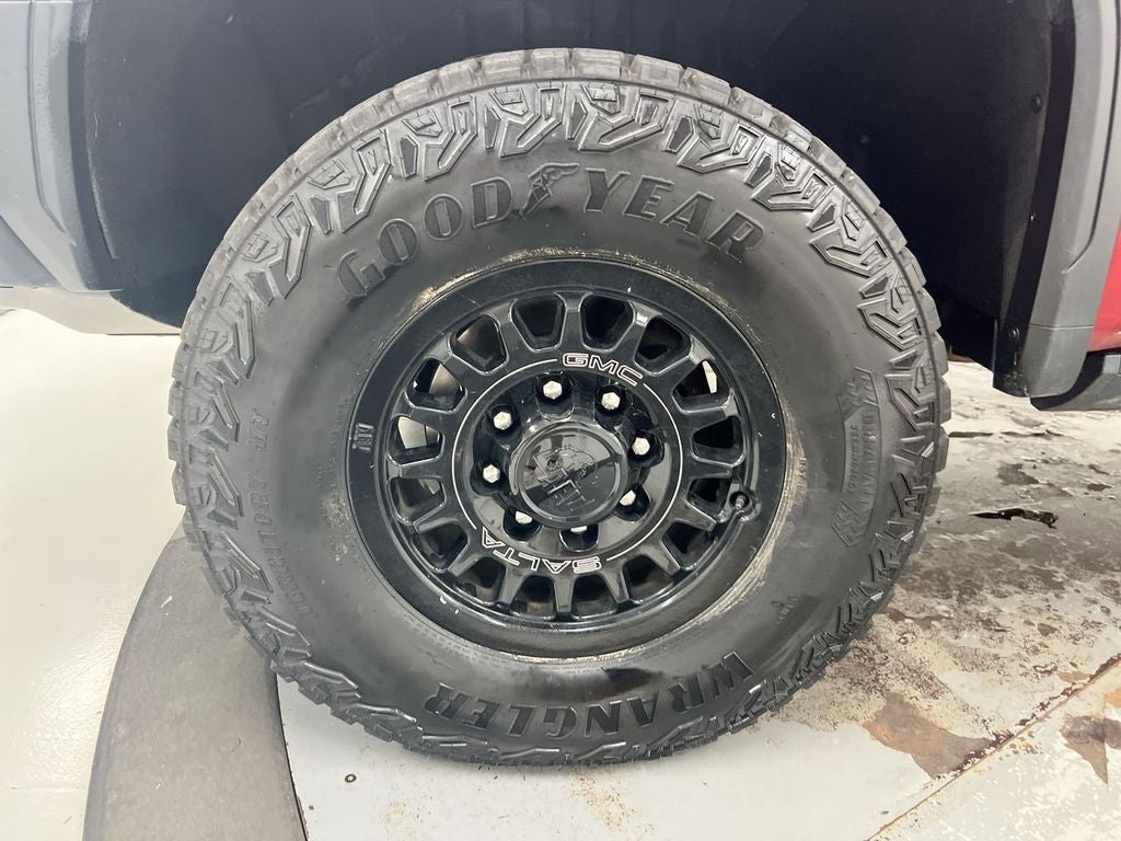 2025 GMC Sierra 2500HD AT4X