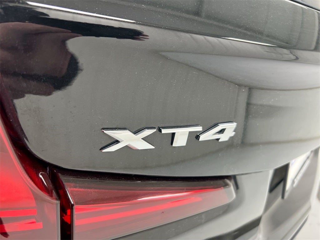 2020 Cadillac XT4 Premium Luxury