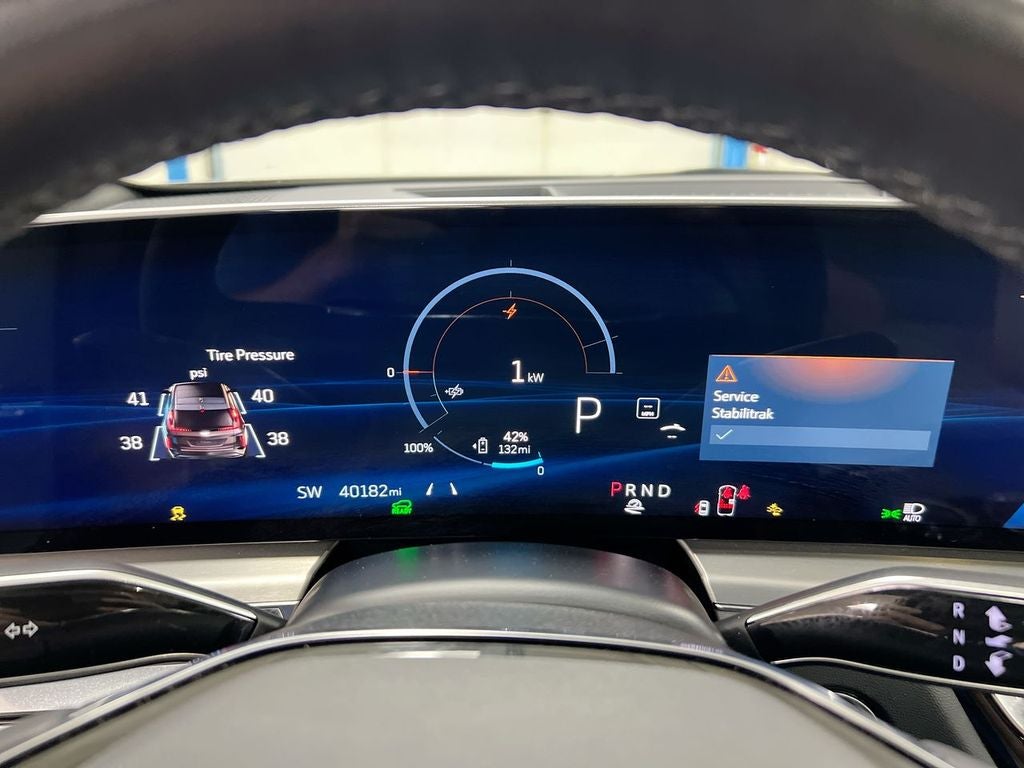 2024 Cadillac LYRIQ Luxury