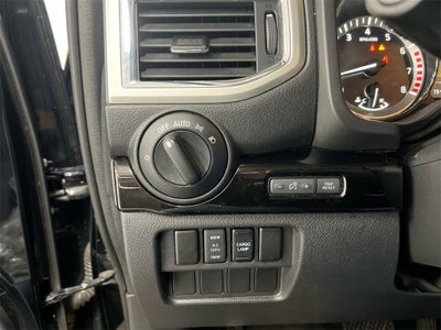 2018 Nissan Titan SV