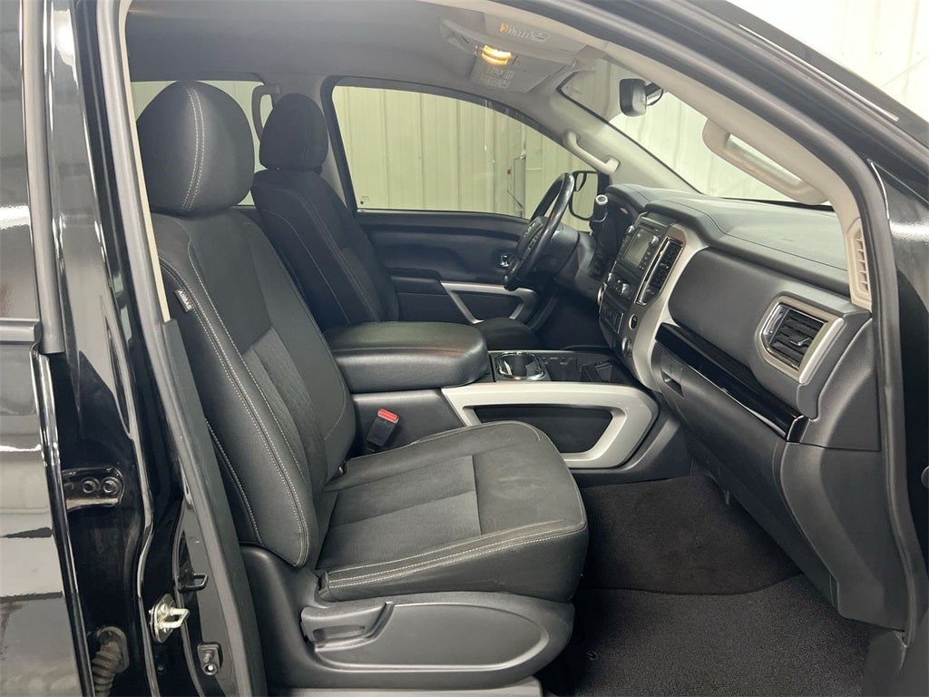 2018 Nissan Titan SV