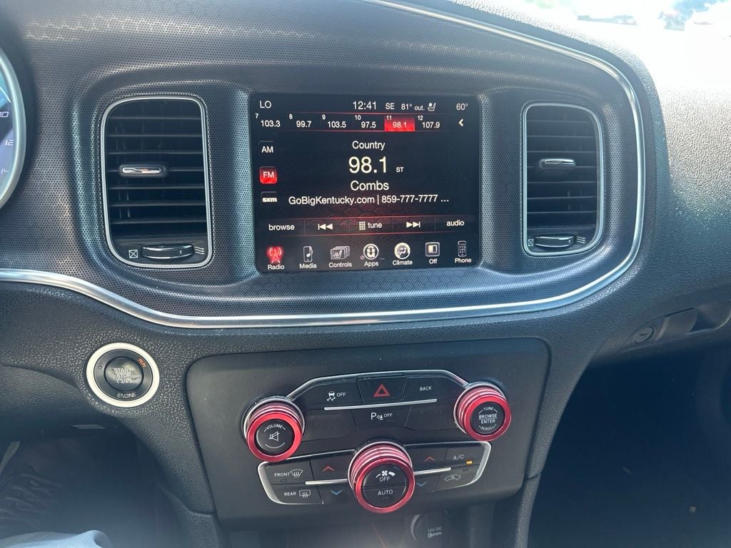 2015 Dodge Charger SXT