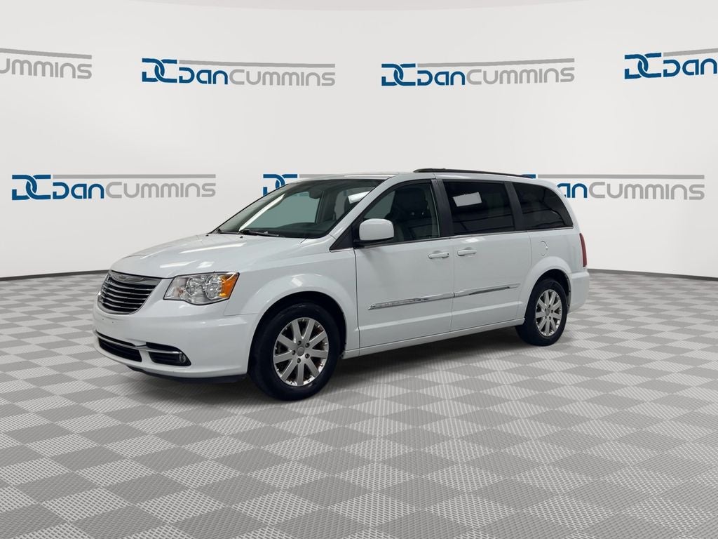 2016 Chrysler Town & Country Touring