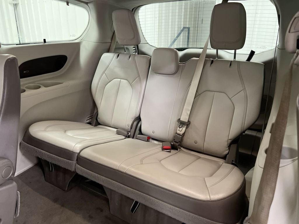 2017 Chrysler Pacifica Touring L