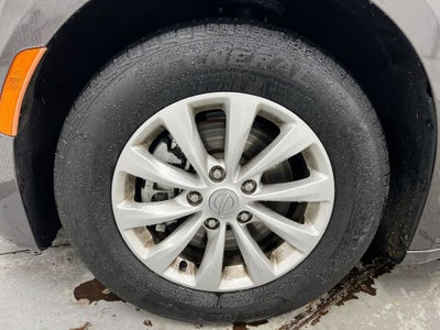 2017 Chrysler Pacifica Touring L