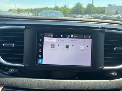 2023 Chrysler Voyager LX