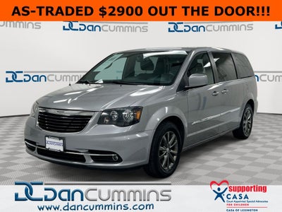 2015 Chrysler Town & Country S