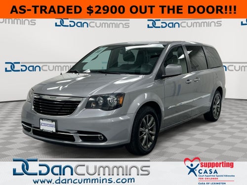 2015 Chrysler Town & Country S