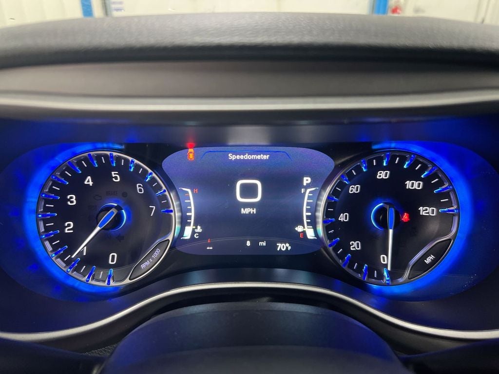 2027 Chrysler Pacifica Select