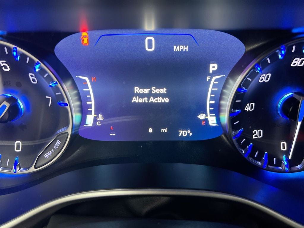 2027 Chrysler Pacifica Select