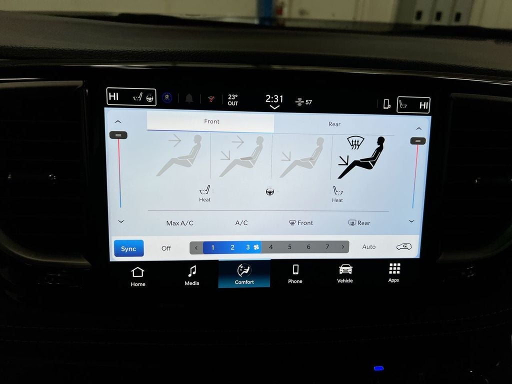 2026 Chrysler Pacifica Select