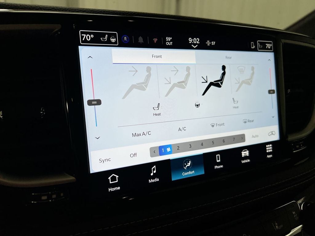 2026 Chrysler Pacifica Select