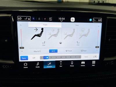 2027 Chrysler Pacifica Select
