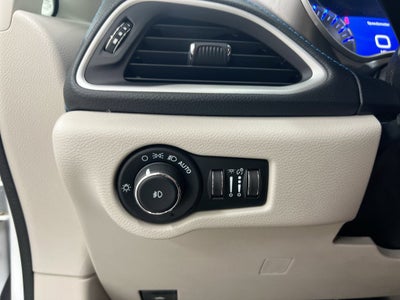 2021 Chrysler Pacifica Touring